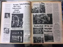 HAYAT SPOR DERGİSİ - 26 ŞUBAT 1975 - SAYI: 9 - CİLT: 3 - GİRESUNSPOR 1975 TAKIM KADROSU POSTERİ - BANDIRMASPOR 1975 TAKIM KADROSU POSTERİ - GALATASARAY'LI TEZCAN ve SİNAN - SÜHA BAŞARAN - ODHAN BAYKARA - NAZİF KURAN, BOKS - ÖMER BESİM - DINAMO KIEV - DOĞAN KAYNAR - VOLKAN YİĞİT - DOĞAN KAYNAR - AEROFLOT - MUSTAFA DAĞ - ALİ HOŞFİKİRER - KAZIM KANAT - OKAN YÜKSEL - MUAMMER TUNCER - BEŞİKTAŞ GALATASARAY'I MAĞLUP ETTİ - FENERBAHÇE - GİBSS REKLAMI - ZİNNUR - CEM ATABEYOĞLU - ÖMER KARADAĞ - ŞENGÜN KAPLANOĞLU - DOKTOR ERTUĞRUL AKINCI - AYHAN TEMİZSOY - ARKA KAPAK, BOLUSPOR'LU RIDVAN ERTAN POSTERİ - POSTERLİ 32 SAYFA TAM TAKIM SPOR DERGİSİ
