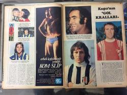 HAYAT SPOR DERGİSİ - 26 ŞUBAT 1975 - SAYI: 9 - CİLT: 3 - GİRESUNSPOR 1975 TAKIM KADROSU POSTERİ - BANDIRMASPOR 1975 TAKIM KADROSU POSTERİ - GALATASARAY'LI TEZCAN ve SİNAN - SÜHA BAŞARAN - ODHAN BAYKARA - NAZİF KURAN, BOKS - ÖMER BESİM - DINAMO KIEV - DOĞAN KAYNAR - VOLKAN YİĞİT - DOĞAN KAYNAR - AEROFLOT - MUSTAFA DAĞ - ALİ HOŞFİKİRER - KAZIM KANAT - OKAN YÜKSEL - MUAMMER TUNCER - BEŞİKTAŞ GALATASARAY'I MAĞLUP ETTİ - FENERBAHÇE - GİBSS REKLAMI - ZİNNUR - CEM ATABEYOĞLU - ÖMER KARADAĞ - ŞENGÜN KAPLANOĞLU - DOKTOR ERTUĞRUL AKINCI - AYHAN TEMİZSOY - ARKA KAPAK, BOLUSPOR'LU RIDVAN ERTAN POSTERİ - POSTERLİ 32 SAYFA TAM TAKIM SPOR DERGİSİ