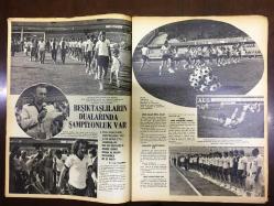 HAYAT SPOR DERGİSİ - 27 TEMMUZ 1977 - SAYI: 30 - GALATASARAY'LI TACETTİN POSTERİ - ÖN KAPAK BAHRİYELİ KOSTÜMÜ İLE FATİH TERİM - OKTAY ŞENSOY - TRABZONSPOR - NEJAT KASA KASAPOĞLU - TARIK ÇALDIRAN - 70 YILIN SEVGİLİSİ FENERBAHÇE - TÜM KUPALAR FENERBAHÇE'İNİN - DİDİ - MEHMET JEBA BERKOK, FENERBAHÇE - OĞUZ LEVENT - CİCİ NECDET - FUTBOL DÜNYASININ BÜYÜK YILDIZLARI ALBÜMÜ, VANDE KERKHOF WILLY - VOGTS BERTİ - OĞUZ LEVENT - KOCAELİ FUAR KUPASI - BALKAN ŞAMPİYONU MUSTAFA ERTEM ARZUHALCILIK YAPIYOR - EROL ÖZGÜÇ - COSMOS'TA İÇ SAVAŞ - MEHMET ÇAKAL - BECKENBAUER - ARKA KAPAK, GALATASARAY'IN TRANSFER BOMBALARI, ENGİN, TACETTİN, ERDOĞAN, MURAT - EMİN OĞUZ - SALİH SEZER - VEYSEL SERÇE - HALİT KIVANÇ - ERDEN GÜLEY - DR. TARIK ÖZERENGİN - FUTBOL ÖĞRETİYORUZ, DANNY BLANCHFLOWER - CEM ATABEYOĞLU - POSTERLİ 32 SAYFA TAM TAKIM SPOR DERGİSİ