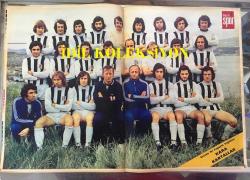 HAYAT SPOR DERGİSİ - 12 HAZİRAN 1974 - SAYI: 15 - BEŞİKTAŞ FUTBOL TAKIMI 1974 TAKIM KADROSU POSTERİ - ERDEMİRSPOR 1974 TAKIM KADROSU POSTERİ - ŞAMPİYON FENERBAHÇE ÖZEL ALBÜMÜ 2 - FENERBAHÇE'Lİ NİYAZİ YURTSEVER POSTERİ - FENERBAHÇE'Lİ MUSTAFA KAPLAKASLAN POSTERİ - 1974 GAZİ KOŞUSUNU NADAS İSİMLİ SAFKAN MÜMİN ÇILGIN İLE KAZANDI - KARAYEL'İN KARDEŞİ ŞAMPİYON NADAS - GÜVEN KUYUMLU - BAŞBAKANLIK KUPASI  - BREZİLYA YUGOSLAVYA MAÇI - 67 YILLIK ŞANLI TARİHİNDE FENERBAHÇE BAŞKANLARI - SABRİ KİRAZ - DİDİ - TARIK ÖZERENGİN - CEM ATABEYOĞLU - ÖMER KARADAĞ - CİHAT ARMAN - SARİ HOCA