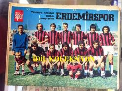 HAYAT SPOR DERGİSİ - 12 HAZİRAN 1974 - SAYI: 15 - BEŞİKTAŞ FUTBOL TAKIMI 1974 TAKIM KADROSU POSTERİ - ERDEMİRSPOR 1974 TAKIM KADROSU POSTERİ - ŞAMPİYON FENERBAHÇE ÖZEL ALBÜMÜ 2 - FENERBAHÇE'Lİ NİYAZİ YURTSEVER POSTERİ - FENERBAHÇE'Lİ MUSTAFA KAPLAKASLAN POSTERİ - 1974 GAZİ KOŞUSUNU NADAS İSİMLİ SAFKAN MÜMİN ÇILGIN İLE KAZANDI - KARAYEL'İN KARDEŞİ ŞAMPİYON NADAS - GÜVEN KUYUMLU - BAŞBAKANLIK KUPASI  - BREZİLYA YUGOSLAVYA MAÇI - 67 YILLIK ŞANLI TARİHİNDE FENERBAHÇE BAŞKANLARI - SABRİ KİRAZ - DİDİ - TARIK ÖZERENGİN - CEM ATABEYOĞLU - ÖMER KARADAĞ - CİHAT ARMAN - SARİ HOCA