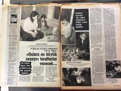 HAYAT SPOR DERGİSİ - 9 MART 1977 - SAYI: 10  - MERSİN İDMAN YURDU 1977 TAKIM KADROSU POSTERİ - ESKİŞEHİR DEMİR SPOR 1977 TAKIM KADROSU POSTERİ - BEŞİKTAŞ KIZ BASKETBOL TAKIMI 1977 TAKIM KADROSU POSTERİ - FENERBAHÇE KULÜBÜ BAŞKANI FARUK ILGAZ - ELİF PEKTAŞ - VEYSEL SERÇE - HALİT SERÇE - OKTAY ŞENSOY - SADIK SALMAN - FAHRİ İKİLER - EROL ÖZGÜÇ - ALİ DİNÇER - GİRESUNSPOR - CEM ATABEYOĞLU - ABDULLAH YALÇIN - NAZIM KOKA - TACETTİN GOL KRALLIĞINDA - SALİH SEZER - MOSKOVA OLİMPİYAT KÖYÜ - LİDER BORANKOY - AYFER HORTAÇSU - ARMAN TALAY - CEM ATABEYOĞLU - ARKA KAPAK, BURSASPOR'LU TACETTİN POSTERİ - POSTERLİ 32 SAYFA TAKIM TAKIM SPOR DERGİSİ