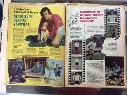 HAYAT SPOR DERGİSİ - 9 MART 1977 - SAYI: 10  - MERSİN İDMAN YURDU 1977 TAKIM KADROSU POSTERİ - ESKİŞEHİR DEMİR SPOR 1977 TAKIM KADROSU POSTERİ - BEŞİKTAŞ KIZ BASKETBOL TAKIMI 1977 TAKIM KADROSU POSTERİ - FENERBAHÇE KULÜBÜ BAŞKANI FARUK ILGAZ - ELİF PEKTAŞ - VEYSEL SERÇE - HALİT SERÇE - OKTAY ŞENSOY - SADIK SALMAN - FAHRİ İKİLER - EROL ÖZGÜÇ - ALİ DİNÇER - GİRESUNSPOR - CEM ATABEYOĞLU - ABDULLAH YALÇIN - NAZIM KOKA - TACETTİN GOL KRALLIĞINDA - SALİH SEZER - MOSKOVA OLİMPİYAT KÖYÜ - LİDER BORANKOY - AYFER HORTAÇSU - ARMAN TALAY - CEM ATABEYOĞLU - ARKA KAPAK, BURSASPOR'LU TACETTİN POSTERİ - POSTERLİ 32 SAYFA TAKIM TAKIM SPOR DERGİSİ