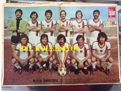 HAYAT SPOR DERGİSİ - 9 MART 1977 - SAYI: 10  - MERSİN İDMAN YURDU 1977 TAKIM KADROSU POSTERİ - ESKİŞEHİR DEMİR SPOR 1977 TAKIM KADROSU POSTERİ - BEŞİKTAŞ KIZ BASKETBOL TAKIMI 1977 TAKIM KADROSU POSTERİ - FENERBAHÇE KULÜBÜ BAŞKANI FARUK ILGAZ - ELİF PEKTAŞ - VEYSEL SERÇE - HALİT SERÇE - OKTAY ŞENSOY - SADIK SALMAN - FAHRİ İKİLER - EROL ÖZGÜÇ - ALİ DİNÇER - GİRESUNSPOR - CEM ATABEYOĞLU - ABDULLAH YALÇIN - NAZIM KOKA - TACETTİN GOL KRALLIĞINDA - SALİH SEZER - MOSKOVA OLİMPİYAT KÖYÜ - LİDER BORANKOY - AYFER HORTAÇSU - ARMAN TALAY - CEM ATABEYOĞLU - ARKA KAPAK, BURSASPOR'LU TACETTİN POSTERİ - POSTERLİ 32 SAYFA TAKIM TAKIM SPOR DERGİSİ