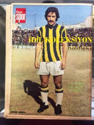HAYAT SPOR DERGİSİ - 18 ŞUBAT 1977 - SAYI: 7 - TÜRK FUTBOL MİLLİ TAKIMI 1977 TAKIM KADROSU POSTERİ - SARIYER 1977 TAKIM KADROSU POSTERİ - KONYA İDMAN YURDU 1977 TAKIM KADROSU POSTERİ - FATİH TERİM - VEYSEL SERÇE - FETHİ DEMİRCAN - OTOMOBİL PİST YARIŞINI LEVENT PEKÜN KAZANDI - RIDVAN BÜLBÜL - HALİT KIVANÇ - VELİ BALLI - MEHMET YURDADÖN - TOKATSPOR - TEKİRDAĞSPOR - SEDAT ARZUOĞULLARI - EMİN TUNCALI - OKTAY ÜNVER -NİHAT GÜNER - ORHAN DEMİR - HALİL ATALIK - YILMAZ DİNCEL - EROL ÖZGÜÇ - CEMİL CİĞERİM - SÜHA BAŞARAN - MCGARRY - FEDERASYON BAŞKANI YAŞAR SEVİM, HENTBOL - CEM ATABEYOĞLU - TURHAN KAHRAMAN - GÜVEN TUĞAN - ARKA KAPAK, ENDER KONCA POSTERİ - POSTERLİ 32 SAYFA TAM TAKIM SPOR DERGİSİ