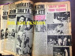 Pazar Aktüalite Sinema Tiyatro Mizah Mecmuası Dergisi Gazetesi - 13 Nisan 1973 - Sayı:864 - Türkan Şoray - Yolanda Segur - Osman Gülbay - Erdinç Sakızoğlu - Talat doğan - Hakkı Türker - Metin Uzel - Yalçın Granit - Sibel Göksel - Uğur Terzioğlu - Claudia Cardinale - Yaşar Çallı - Klaus Kinski - Nevin Pere - Cahide Sonku - Mualla Karamanoğlu - Bilge Kray - Necla Tekinel - Erdem Gökmen - Fehime Gökmen - Ayhan Işık - Belgin Doruk - Özdemir Birsel - Nüzhet Birsel - Fikret Hakan - Neşe Can Paşmak - Semiramis Pekkan  -Nazan Şoray - Oya Peri - Fatma Girik - Kartal Tibet - Yıldırım Gencer - Ekrem Bora - Kuzey Vargın - Seyhan Gümüş - Ceyda Karahan fotoğraf ve haberi - Dergi Tam Değildir Sadece 10 Sayfası Mevcuttur