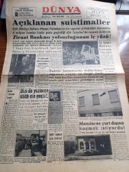 Dünya Gazetesi - 3 Haziran 1960 - Satılık Vicdanlar Sergisi Yazan Falih Rıfkı Atay Köşe Yazısı - Açıklanan Suistimaller - Ziraat Bankası Yolsuzluğunun İçyüzü - Eski Maliye Bakanı Hasan Polatkan'ın Bir Sigortası Şirketinden Zimmetine 4 Milyon Liradan Fazla Para Geçirdiği Dün İstanbul'da Resmen Bildirildi - Rektör Sıddık Sami Onar İstanbul'da Öldürülen Öğrenci Sayısı Az Değil dedi - Dün De Yüzlerce Silah Ele Geçti - Adnan Menderes Yurtdışına Kaçmak İstiyordu - Dolar Karaborsada 11 Liraya Kadar Düştü - Hürriyet Şehidi Teğmen Ali İhsan Kalmaz İçin Isparta Ve Eğridir'de Anıldı - Beş Kadından Gelen Mektup Yazan John Klempner Yazı Dizisi - Tahkikat Komisyonunda Sorgum Yazan Bedii Faik Yazı Dizisi - 27  Mayıs 1960 Şiiri Yazan Necati Cumalı - Sandra Çizgi Roman - Lindi Çizgi Roman - Dr. Çat Çizen Bozz - Bu Milleti Karınca Gibi Ezecekleri Ordu Ezdi - Milli Takım Dün Çalıştı - PTT Yine Galip Geldi - İzmir Gençliğinin Hürriyet Mücadelesi - İstiklal Marşı Dahi Copları Durduramadı - Kurban Bayramı