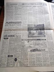 Havadis Gazetesi - 4 Kasım 1960 - Vali Refik Tulga Talebi Üzerine Gizli Celsede Tekrar Dinlendi - 6 7 Eylül Davasına Dün Devam Edildi - Adnan Menderes'in Avukatı Burhan Apaydın Savcının Şahitleri Daha Evvel Dinleyerek İşine Gelenleri Vel ettiğini İddia Etti - Vinylex Davası Bugün Başlıyor - Duruşmadan Notlar - Maliye Vekili Ekrem Alican Huzur Ve Emniyet İktisadi Refahın İlk Şartıdır Dedi - Alpaslan Türkeş Bugün Bir Konferans Verecek - CENTO Kültür Semineri - Türkiye Milli Talebe Federasyonu Yedek Subay Kanunu Hakkındaki Görüşünü Bildirdi - Yeni Bir İslam Tarihi Yazan Peyami Safa Köşe Yazısı - Yeni Rektörler Bugün Seçilecek - Temel Reis Yazan Ralph Stein - Deliler Gülüyor Yazan Süleyman Tekil Yazı Dizisi - Kalorifer Meselesi Yazan Orhan Seyfi Orhon Köşe Yazısı - Basından Özetler - Anayasa Kimin Tarafından ve Nasıl Yapılır Yazan Ordinaryüs Profesör Doktor Ali Fuat Başgil Köşe Yazısı - Explorer 8 Peyki Atıldı - Elektronik Beyin - Affetmeyen Kadın Yazan Yean P. Yoreau - Fenerbahçe Takımı