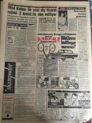 YENİ SABAH GAZETESİ 30 KASIM 1963 YIL :26 SAYI :8878--YTP ,CKMP Mustakiller Bir Parti de Birleşecekler ---YTP ve CKMP biz yurdu batağa sürmedik diyor ---Ankara da ,Mafia adlı çete ele geçti ---Ünlü şarkıcı Dalida geldi ---Bütçede ki açık arttı ---Alp Reel 864 günden beri  bitkisel hayat yaşıyor --Oswald  ve Ruby arasında ki münasebet ne ?---Van da üç avcı çığ altında  can verdi --Sümerbank bazı  mamullere  zam yaptı ---Yeni  partiye  methiye : Siyavuşgil ---1964 Kotası ile yeni dış ticaret  rejimi 2 Aralık da ilan ediliyor ----Sinema -Mevsimin ilgi çekici filmlerinden biri :Sporcunun Hayatı --Fenerbahçe ,Galatasaray  dev maça hazır ---Beşiktaş ,Mithatpaşa da Hacettepe ile oynuyor ---Galatasaray ,AEK ile bu gece karşılaşıyor ---Kozanoğlu bir konuştu : Bizim için Beşiktaş diye bir kulüp artık  yoktur ---