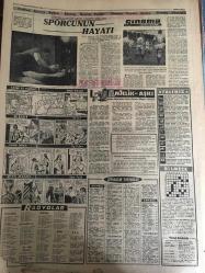 YENİ SABAH GAZETESİ 30 KASIM 1963 YIL :26 SAYI :8878--YTP ,CKMP Mustakiller Bir Parti de Birleşecekler ---YTP ve CKMP biz yurdu batağa sürmedik diyor ---Ankara da ,Mafia adlı çete ele geçti ---Ünlü şarkıcı Dalida geldi ---Bütçede ki açık arttı ---Alp Reel 864 günden beri  bitkisel hayat yaşıyor --Oswald  ve Ruby arasında ki münasebet ne ?---Van da üç avcı çığ altında  can verdi --Sümerbank bazı  mamullere  zam yaptı ---Yeni  partiye  methiye : Siyavuşgil ---1964 Kotası ile yeni dış ticaret  rejimi 2 Aralık da ilan ediliyor ----Sinema -Mevsimin ilgi çekici filmlerinden biri :Sporcunun Hayatı --Fenerbahçe ,Galatasaray  dev maça hazır ---Beşiktaş ,Mithatpaşa da Hacettepe ile oynuyor ---Galatasaray ,AEK ile bu gece karşılaşıyor ---Kozanoğlu bir konuştu : Bizim için Beşiktaş diye bir kulüp artık  yoktur ---