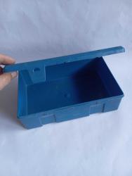 Eskilerden Opel araç ilk yardım çantası. Sert plastik