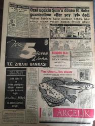 YENİ SABAH GAZETESİ 21 KASIM 1963 YIL :26 SAYI :8869--- YTP VE CKMP nin nihai kararı bugün , Alican çekilmede dünde ısrar etti , CHP nin durumu hala belli değil ---Koalisyon dağılıyor : Adalet Partisinin mevcut reylerin yüzde 49 unu aldığı tahmin ediliyor ------Alman turistlerinin kaatilleri idama mahkum edildiler --Ziraat Bankası dün 100 yaşını doldurdu --Başkanlık koltuğundan iğne yapılarak indirildi --Adil Atan ,Gazanfer  'e kimse el süremez dedi ---Alafranga punç :Siyavuşgil --Özel uçakla Şam a dönen El Hafız Gazetecilere  Her şey iyi dedi ---İtalya yı yenemedik :2-2 --Fenerbahçe ,yarın İzmir e gidiyor ---Galatasaray ,Zurich için bugün kampa giriyor --İstanbul Boks Birinciliği Bu Gece Başlıyor --Galatasaray -Kuleli maçı  tehir edildi --103 Tüccar Borsa Seçimine Girmiyor ---Eskişehir de bir jet infilak etti --Alican her şey yarın bitecek dedi --Başmakale : Milli iradenin  tecellisindeki  isabet --Başkan Bin Bella Vakit Bulsa Evlenecekmiş --