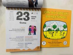 23 Mayıs 2025 hediyelik orijinal Fazilet Çocuk takvim yaprağı (Cin Ali kitabı hediyeli:)