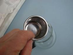 CAM DEMLİK -  PASLANMAZ ÇELİK SÜZGEÇLİ - 2. EL  ÇOK TEMİZ DURUMDA