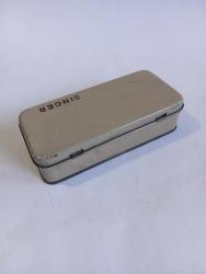 Singer dikiş makinesi kutusu metal