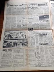 Yeni İstanbul Gazetesi - 8 Kasım 1960 - Amerika Bugün Başkan Seçiyor - Kennedy Mi Nixon Mı - İki Taraf Savaşı Yazan Habib Edib Törehan Köşe Yazısı - Rüşvet Davasında Tanıklar Dinlendi - Vinylex Şirketi Davası - Hasan Polatkan - Gaziantep Olaylarında 10 Kişi Sanık Cinayetten Sanık - Üniversite Dün Açıldı - Açılış Konuşmasını Yakinen Kürsüden İnen Sıddık Sami Onar'ın Eli Ayhan Toraman Tarafından Öpülüyor Fotoğraf - 7 Helikopter İstanbul Ve Ankara Hava Alanlarında Kullanılacak - Atatürk Haftasını Milli Birlik Komitesi Benimsedi - Meçhul Sevgili Nakleden Refik Özdek Yazı Dizisi - Çocuk İşçiler Yazan Doktor Orhan Sanus - James Bond Çizen Jan Fleming - Cici Teyze Çizen Saunders ve Ernst - Eğlence Rehberi - İstanbul Ankara Radyosu Programı -  Vezneciler Yolu Trafiğe Açıldı - Eichman Altı Milyon Yahudiyi Öldüren Adam Çeviren Nevin Kınay Yazı Dizisi -  Nasır ile Eyüp Han Dünya Durumunu Görüştüler - Michele Morgan'ın Oğlu Babasını Tercih Etti - Beden Terbiye Teşkilatını Islah Edecek Komite