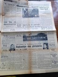 Yeni İstanbul Gazetesi - 20 Kasım 1960 - Birlik İhtiyacımız Yazan Habib Edib Törehan Köşe Yazısı - Ek Af Kanunu Yarın Çıkıyor - Milli Birlik Komitesi Kanunu Dün  Kabul Etti - Müşavirlerden 6 sı Daha Yurd Dışına Gönderildi - Bebek Davası Adnan Menderes Dün Müdafaasını Yaptı - Türk İşçisi de Hakkını Alacak - Meçhul Sevgili Nakleden Refik Özdek Yazı Dizisi - Sakallı Diktatörü Karşı Uçak Gemisi - James Bond Çizen Jan Fleming - Cici Teyze Çizen Saunders Ve Ernst - Eğlence Rehberi - İstanbul Ankara Radyosu Programı -  Kızıllar Küba'yı Silah Deposu Haline Getirmiş - Birleşik Amerika'nın Yeni Devlet Başkanının Enteresan Bir Yazısı Yazan John F. Kennedy - Doris Day Nasıl Artist Olduğuna Şaşıyormuş - Fenerbahçe Altınordu'ya Puan Kaptırdı - Yüksek Adalet Divanı Önünde Yassıada Duruşması