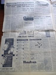 Milliyet Gazetesi - 23 Kasım 1960 - Yassıada'da ilk Tahliye Kararı - Bebek Davası Sanıklarından Doktor Fahri Atabey 17.45 de  Serbest Bırakıldı - Adnan Menderes Hakkında Bu Dava İle İlgili Tevkif Kararı Kalktı - Gemi Davası Duruşması 45 Dakika Sürdü - 6 7 Eylül Duruşmalarında 11 Sabık Bakan Tanıklık Yaptı - Değirmen Davasında Arsa İle İlgili Rapor Sanığı Kızdırdı - Uşak Olaylarının Tahkikatı Başladı - Sabık Milli Birlik Komitesi Üyesi Rifat Baykal Da Dün Gitti - Çetin Altan Köşe Yazısı - Bugünkü Burç Falınız - Kongo İle Birleşmiş Milletler Kuvvetleri Arasında Çarpışma Oldu - Abdülcanbaz'ın Maceraları Çizen Turhan Selçuk - Yakut Gözlü Kedi Yazan Ümit Deniz Yazı Dizisi - Cici Can Çizen Bedri - Sahne Aşkları Çizen Leonard Starr - Maruf Bey Çizen Martin - Johnny Hazard Çizen Frank Robbins - Galatasaray Olimpiyakos Karşısında Daha Şanslı - Toto'da 12 Bilen 56 Bin Lira Alıyor