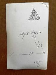 NEJAT UYGUR'UN ORİJİNAL 3'LÜ FOTOĞRAF SETİ - 18 x 12 cm EBADINDA 3 ADET FOTOĞRAF - SİYAH & BEYAZ - NEJAT UYGUR'UN TİYATRO SAHNESİNE BİR KIR ATLA BİRLİKTE ÇIKTIĞI ANLARDAN 3 FARKLI KARE, 1 AĞUSTOS 1973