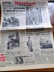 Hürriyet Gazetesi - 12 Ağustos 1960 - Eskişehir'de Konuşan Devlet Başkanı Cemal Gürsel - Türk Kültür Dernekleri Bu Ay Faaliyette Geçiyor - Yunanistan Da Ordusunu Gençleştiriyor - Yapılmayan Yollar İçin Yüz Binlerce Lira Ödenmiş - Nurcular Hakkında Malumat İstendi - Petrol Değil Hidrojen Gazı - İsimsiz Kadın Aşk Ve His Romanı Yazan Theresa Drake Yazı Dizisi - Diplomasi Ve İlim Yazan Doçent Doktor Vakur Versan - Olimpiyatlar İçin Yeni Seri Pul Hazırlandı - Sevim Tanürek Belvü Aile Gazinosunda - İsviçre'ye Yabancı Para Akını Endişe Uyandırıyor - Sancılı Toprak Cezayir Yazı ve Resimler Tahsin Öztin Yazı Dizisi - Mukaddes Sır Aşk Ve Macera Romanı Çizen Faruk Geç - Güney Kore'deki Demokrasi Tecrübesi -  Amerika'nın İlk Feza Limanını Gezerken - Hürrem Sultan Yazan Feridun Fazıl Tülbentçi Yazı Dizisi - Milli Ligin Yeni Şekli İki Gün İçinde Belli Olacak - Roma Olimpiyatına İştirak Edecek Güreşçilerimizin Son Seçme Müsabakaları Bugün Yapılıyor - Amatör Milli Takımımız Fenerbahçe'ye Yenildi