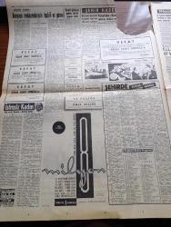 Hürriyet Gazetesi - 17 Ağustos 1960 - Türk Askeri 82 Yıl Sonra Kıbrıs'a Ayak Bastı - Türk Birliğini Kıbrıs'ta Karşılama Töreni Fotoğraf - Türkiye'nin İlk Kıbrıs Büyükelçisi Emin Dırvana Lefkoşa'ya Gitti - Vali Foot Kıbrıs'tan Ayrıldı - Kıbrıslı Türkler Mehmetçikleri Görülmemiş Bir Sevgi Tezahüratı İle Karşıladılar - EOKA'cılar Kıbrıs'a Dönüyor - Bir İngiliz Radyo Muhabirine Göre Türkler Askerlere Rumlar İse EOKA'cılara Tezahürat Yaptı - Birleşik Amerika'dan 127 Milyon Liralık Daha Yardım Yapıldı -  İsimsiz Kadın Aşk Ve His Romanı Yazan Theresa Drake Yazı Dizisi - Dedektif Nik'in Maceraları Çizgi Roman - Roma Olimpiyatı Başlamadan Evvel Çıkan İlk İhtilaf - FİLA Reisine Göre 57 Kiloda Sadrettin Özden İle 67 Kiloda Osman Kambur Güreşlere Girmeyecek - Metin Oktay Oya Oktay Çifti Ayrılıyor - Mukaddes Sır Aşk Ve Macera Romanı Çizen Faruk Geç - Hürrem Sultan Yazan Feridun Fazıl Tülbentçi Yazı Dizisi - Nazi Kasabı Eichman'ı Metresi İle Karısının Ele Verdiği Söyleniyor - Asker Kıbrıs'ta Foto