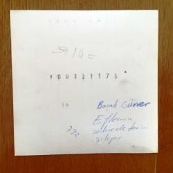 EFKAN EFEKAN'IN ORİJİNAL 3'LÜ FOTOĞRAF SETİ - 12,5 x 12,5 cm EBADINDA 3 ADET FOTOĞRAF - EFKAN EFEKAN'IN KATILDIĞI BİR ETKİNLİKTEN 3 FARKLI KARE, EFKAN EFEKAN İŞÇİLERLE MASADA BİRA İÇERKEN ve SAHNEDE BAŞAK GÜNER, NEVİN PERE ve METİN BALARASI İLE ELLERİNDE TÜRK BAYRAKLARIYLA HALKI SELAMLARKEN