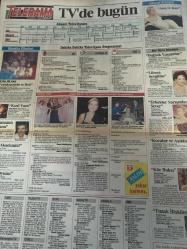 SABAH MELODİ GAZETESİ VE SABAH TELERAMA GAZETESİ KADINLARA ÖZEL - 3 Ağustos 1996 -Karikatürler-Walt Disney/Boncuk-Mort Walker-Dick Browne/Bizim Aile-Tom Armstrong/Marvin-Graham Allen-John Dodd/Kral Kedi-Süleyman Turan/Dön Artık-Astroloji-Bülent Kısa-Klinik-Meltem Pusat-Telerama Programı-Sabah Filmleri-Öğlen Filmleri- Akşam Filmleri-Erdoğan Sevgin-Şerif Ercan-Nihal Mete-Sofra Dergisi-Abdullah Akarsu-Seda Kaya Güler-Elif Ergu-Ebru Gündeş-Alfar Kozmetik-Tansu Çiller-Özer Çiller-Cansel Özzengin-Korcan Karar-Türk hukukçu kadınlar derneği başkanı avukat Aydeniz Alisbah Tuskan-Mutlu Günler-Şener Şen-Abbas Güçlü-İner misin çıkar mısın-Boran Kaya-Muazzez Abacı-Atilla Özgür-Emel Sayın-Cem Ceminay-Amanin boo-Ariston Buzdolabı-Michael York-Starduş-İlyas Salman-Hülya Koçyiğit-Murat Soydan-Ayşen Gruda-Marilyn Monroe-Claudia Cardinale-Natalie Bombay-Madeleine Stowe