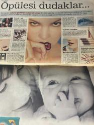 SABAH MELODİ ALIŞVERİŞ GAZETESİ  - 7 Kasım 1998 -Profilo-Çarşı mağazacılığı-mimoza dergisi-Yasemin Karakaş Şahinkaya-Pampers ıslak mendil-Eczacıbaşı-Nivea Lip Care-Nivea Beaute-Isadora-Oriflame-Maybelline-Great Wear Lip-Helena Rubinstein-Migroskop-Migros-Şok market-İpek Ongun-Doğtaş Mobilya-Fun Colours-Baker-Stately Homes Koleksiyonu-Vestel-Aero Hava Yastıkları