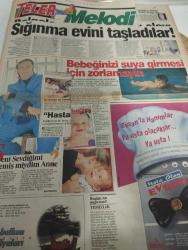 SABAH MELODİ GAZETESİ VE SABAH TELERAMA GAZETESİ KADINLARA ÖZEL - 3 Haziran 1996 -Karikatürler-Walt Disney/Boncuk-Mort Walker-Dick Browne/Bizim Aile-Tom Armstrong/Marvin-Graham Allen-John Dodd/Kral Kedi-Süleyman Turan/Dön Artık-Astroloji-Bülent Kısa-Klinik-Meltem Pusat-Telerama Programı-Sabah Filmleri-Öğlen Filmleri-Akşam Filmleri-Erdoğan Sevgin-kadın dayanışma vakfı-elif ergu-şerif ercan-grup gündoğarken-burhan şeşen-sidney sheldon-salih güngör-süleyman mercümek-operasyon-işkenceci doktor-fatma girik-erkan yolaç-ayşe tunalı-songül karlı-göksel betül-asya-hastane-amerika-gülşen-ali öztürk-küçük hanımefendi-belgin doruk-ayhan ışık-sadri alışık-aydan şener-kemal sunal-nesrin koç-göksel arsoy-osman seden-tarık akan-perihan savaş-falan büke-talat bulut-derya arbaş-fevzi tuna-sır tutsakları-yalan rüzgarı-türk sineması-anadolu'dan görünüm-gecenin içinde-sınava doğru-hayvanlar alemi-final-oya aydoğan-çarkıfelek-dalga dalga-ferhunde hanımlar