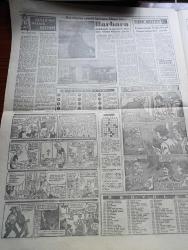 Akşam Gazetesi - 19 Eylül 1960 - İhtilal Duraklamasın Yazan Aydemir Balkan Köşe Yazısı - İş Seferliği İlan Ediliyor - Alparslan Türkeş Polemiklerle Halkı Meşgul Etmemek Gerek Dedi - Osman Bölükbaşı İstanbul'da - Farah Diba Çocuğunu 20 25 Ekim'de Dünyaya Getirecek - Sanıkların Her Biri 3 Avukat Tutabilecek - 93 İhtilali Yazan A.Z. Kozanoğlu Yazı Dizisi - Müşerref Hekimoğlu Köşe Yazısı - Kızkulesi Kahramanı Çizen Suat Yalaz - Burası Amerika Yazan Seyhan Bilbaşar - Günahım Seni Sevmek Aşk Ve His Romanı Resimleyen Remzi - UNESCO Türkiye Milli Komisyonu Toplanıyor - 27 Mayıs Devrimini Halka Anlatacak Profesörler Ankara'ya Gitti - Refik Koraltan'ın Evinde Bulunan Alman Kızı Barbara - Geyşa'nın Hatıra Defteri Yazan Kimiko Omura Yazı Dizisi - Kont Senlibenli Çizgi Roman - Vadiler Hakimi Çizgi Roman - Bize Barbaroslu Derler Yazan Çizen Ratip Tahir Burak - Galatasaray'ı Müdafaası 2 Farkı Muhafaza Edemedi 3 3 - Necmi'nin Şahane Oyunu Dün Beşiktaş'ı Galip Getirdi - Fenerbahçe Demirspor'u Yendi