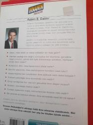 İknanın Psikolojisi Yazar: Robert Cialdini Genel Yayın Yönetmeni: Pelin Özkan Çevirmen: Yasemin Fletcher Yayınevi: MediaCat Yayıncılık - Pazarlama Dizisi