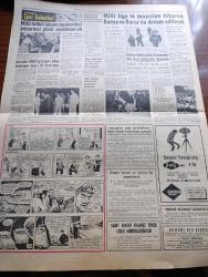Hürriyet Gazetesi - 7 Mayıs 1960 - Vapurlar Ve Trafik Kısaltılan Gece Yasağı'na Ayarlandı - Yılın Düğünü Prenses Margaret Evlendi - Prenses Margaret'in Düğününden Fotoğraflar - Meclis Dün 25 Dakika Devam Etti - Amerikan Başkanı Eisenhower'in Rusya Seyahati Şüpheli - Spaak Ve NATO Temsilcileri Bursa'yı Ziyaret Edecekler - Havanın Soğuması Sebebiyle Hıdırellez Çok Sönük Geçti - İsimsiz Kadın Aşk Ve His Romanı Yazan Theresa Drake Yazı Dizisi - Dedektif Nik'in Maceraları Çizgi Roman - İstanbul Ankara Radyosu Programı - Simone Signoret Kocasını Marilyn Monroe'yo Mu Kaptırdı - Kalp Aldanmaz Aşk Ve Macera Romanı Çizen Faruk Geç - Hürrem Sultan Yazan Feridun Fazıl Tülbentçi Yazı Dizisi - Pier Angeli Pat Boone'a Aşık Mı Oldu - Allah Çocukları Unuttu Yazan Oya Baydar Yazı Dizisi - Milli Lige 14 Mayıstan İtibaren Konya Ve Bursa'da Devam Edilecek - Ordulararası Basketbolda Amerika Birinci Biz Beşinci Olduk - İngiltere Federasyon Kupası Finali Bugün Oynanıyor - Fatoş Çizgi Roman - Güngörmüşler