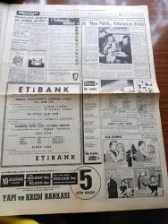 Hürriyet Gazetesi - 12  Mayıs 1960 - Meclis 23 Mayıs'a Kadar 11 Günlük Bir Tatile Girdi - Ankara'da At Yarışlarına İzin Verildi - Sudan Başvekil Yardımcısı Dün Ankara'ya Geldi - Adnan Menderes Dün İstanbul'a Geldi - Atatürk Lalesi Hollanda'da - Eisenhower Hala Zirve Konferansından Ümitli - Ankara'nın Su Projesi İçin Bir Heyet Rusya'ya Gönderiliyor - Ankara'da iki Basın Mahkumiyeti - İsimsiz Kadın Aşk Ve His Romanı Yazan Theresa Drake Yazı Dizisi - Sisi Dağıtacak Bir Cihaz İmal Edildi - Dedektif Nik'in Maceraları Çizgi Roman - Otobüs Tren Rekabeti Gün Geçtikçe Genişliyor - Burç Falınız - Kalp Aldanmaz Aşk Ve Macera Romanı Çizen Faruk Geç - Pascale Petit Brigitte Bardot'un Yerini Alıyor - Lili Saint Cyr Avrupalı Striptizcileri İle Yarışta - Allah Çocukları Unuttu Yazan Oya Baydar - Hürrem Sultan Yazan Feridun Fazıl Tülbentçi Yazı Dizisi - Dün Oran'a Varan Ordu Futbol Takımı Bugün İdman Yapacak - İtalyan Antrenör Sandra Puppo Fenerbahçe'nin Teklifini Kabul Etti - Gündüz Kılıç