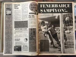 HAYAT SPOR DERGİSİ - 24 MAYIS 1978 - SAYI: 21 - ŞAMPİYON FENERBAHÇE 1977-78 ŞAMPİYONLUK HATIRASI POSTERİ - MALATYASPOR TAKIMI 1978 KADROSU POSTERİ - VEYSEL SERÇE - BEŞİKTAŞ, GALATASARAY - ÜSTÜN SEÇKİN - HAMDİ SERPİL TÜZÜN - ADANA DEMİRSPOR, TRABZONSPOR - DR. HÜSEYİN LEBLEBİCİOĞLU - SERKAN ACAR, FUAT GÜNGÖR, RADMİLO İVANÇEVİÇ, YAVUZ ŞİMŞEK, YENAL KAÇIRA, EMİN İLHAN, ALPASLAN ERATLI, COŞKUN DEMİRBAKAN, İSMAİL KURŞUN, CEM PAMİROĞLU, HALİL POÇAR, ERHAN ALTIN, ONUR KAYADOR, NEJAT KASAPOĞLU - CAT DAVIS - EDİRNESPOR ŞAMPİYON - HALİT KIVANÇ - BECKENBAUER - CEM ATABEYOĞLU - KIRIKKALE'DE ŞAMPİYONLUK BAYRAMI VAR - ERHAN GÖGEM - 19 MAYIS MARATONUNU SADIK SALMAN KAZANDI - MIKE TULLY - CEM ATABEYOĞLU - ERDEN GÜLEY - ARKA KAPAK, GALATASARAY'LI GÖKMEN - POSTERLİ 32 SAYFA TAM TAKIM SPOR DERGİSİ