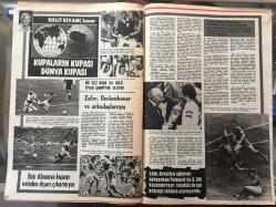 HAYAT SPOR DERGİSİ - 24 MAYIS 1978 - SAYI: 21 - ŞAMPİYON FENERBAHÇE 1977-78 ŞAMPİYONLUK HATIRASI POSTERİ - MALATYASPOR TAKIMI 1978 KADROSU POSTERİ - VEYSEL SERÇE - BEŞİKTAŞ, GALATASARAY - ÜSTÜN SEÇKİN - HAMDİ SERPİL TÜZÜN - ADANA DEMİRSPOR, TRABZONSPOR - DR. HÜSEYİN LEBLEBİCİOĞLU - SERKAN ACAR, FUAT GÜNGÖR, RADMİLO İVANÇEVİÇ, YAVUZ ŞİMŞEK, YENAL KAÇIRA, EMİN İLHAN, ALPASLAN ERATLI, COŞKUN DEMİRBAKAN, İSMAİL KURŞUN, CEM PAMİROĞLU, HALİL POÇAR, ERHAN ALTIN, ONUR KAYADOR, NEJAT KASAPOĞLU - CAT DAVIS - EDİRNESPOR ŞAMPİYON - HALİT KIVANÇ - BECKENBAUER - CEM ATABEYOĞLU - KIRIKKALE'DE ŞAMPİYONLUK BAYRAMI VAR - ERHAN GÖGEM - 19 MAYIS MARATONUNU SADIK SALMAN KAZANDI - MIKE TULLY - CEM ATABEYOĞLU - ERDEN GÜLEY - ARKA KAPAK, GALATASARAY'LI GÖKMEN - POSTERLİ 32 SAYFA TAM TAKIM SPOR DERGİSİ