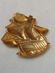 R68-----YELKENLİ GEMİ PİRİNÇ ARMA