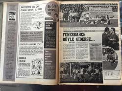 HAYAT SPOR DERGİSİ - 28 ARALIK 1977 - SAYI: 52 - KOCAELİSPOR 1977 TAKIM KADROSU POSTERİ - TARSUS İDMAN YURDU 1977 TAKIM KADROSU POSTERİ - VİNYLEX 1977 TAKIM KADROSU POSTERİ - ENGİN VEREL, FENERBAHÇE - EROL YAŞAR - VEYSEL SERÇE - KAYSERİSPOR - EROL YAŞAR TÜRKALP - MERSİN İDMAN YURDU, ZONGULDAKSPOR - ÖZER IŞIK - HALİT KIVANÇ - BEŞİKTAŞ - ERGİN SANVER - SEMAİ GÜRBÜZ - BECKENBAUER - BAHATTİN DEMİRCAN - CEMİL TURAN, PELE - NESLİHAN BESLER - HAKEME KEL DİYEN YÖNETİCİ - EROL YAŞAR TÜRKALP - CEM ATABEYOĞLU - ÖMER TEPEOĞLU, ATLANTİK SİGORTA - BALKAN BASKETBOL ŞAMPİYONASI - CEM ATABEYOĞLU - ERDEN GÜLEY - ARKA KAPAK, GALATASARAY'LI KALECİ BAHATTİN POSTERİ - POSTERLİ 32 SAYFA TAM TAKIM SPOR DERGİSİ