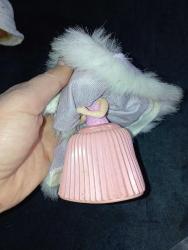 90 lardan tonka cips cake oyuncak bebek. 15 cm boyunda  Detaylı resimler eklenmiştir