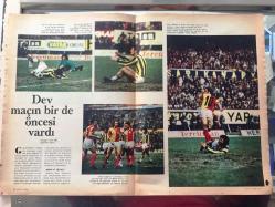 HAYAT SPOR DERGİSİ - 6 MART 1974 - SAYI: 1 - GAZİ ŞAMPİYONU AT KARAYEL İNGİLTERE'DE YARIŞACAK, EFSANE KARAYEL FOTOĞRAFI - FENERBAHÇE, CEMİL TURAN - GENÇLİK VE SPOR BAKANI MUSLUHİTTİN YILMAZMETE - VOLKAN YİĞİT - CEM ATABEYOĞLU - ÖMER KARADAĞ - EKREM ÖZDAMAR - DOĞAN ATILGAN - KAMRAN TEKİL - BEHİÇ KILIÇ - MAHMUT CEPLİ - BİLGE TÜTE - SEYFİ TATAR - SATILMIŞ VARLIK - CEMAL KAMACI - YAŞAR UÇAR - BEŞİKTAŞ, NİKO - GÜNGÖR SAYARI - SABRİ HOCA - DİDİ - CANKURTARAN - MR. BIRCH - ALAETTİN METİN, SADIK ELİYEŞİL, GÜLSÜM ELİYEŞİL, KARAYEL - BREZİLYA, DÜNYA KUPASI ve PELE - VALERI NEAGU - ARKA KAPAK; MURAT 124 REKLAMI - 32 SAYFA TAM TAKIM SPOR DERGİSİ