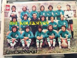 HAYAT SPOR DERGİSİ - 10 ARALIK 1975 - SAYI: 50 - CİLT: 4 - GİRESUNSPOR 1975 TAKIM KADROSU POSTERİ - KASTAMONUSPOR 1975 TAKIM KADROSU POSTERİ - ISPARTASPOR 1975 TAKIM KADROSU POSTERİ - FATİH TERİM, FETHİ DEMİRCAN - TÜRK BOKSU - ODHAN BAYKARA - ERDOĞAN ÇİFTLER - DONNA MURRAY - SABRİ HOCA - BEŞİKTAŞ - METİN OKTAY - ALTAY SPOR - TUNCAY TUĞAL - MECİT AVCI - BÜLENT ÖZYAZICI - DÜŞVAR İYİİŞ - AZİZ ERGÜN - ALİ HOŞFİKİRER - OKAN YÜKSEL - ÖMER KARADAĞ - CEM ATABEYOĞLU - TAMER KAPTAN - TAMER GÜNEY - MEHMET EREN - İHSAN TUNCALI - VECDİ KÖKSAL - LÜTFÜ DAĞDAŞ - ONUR BELGE - ÇETİN KURDOĞLU - NECDET GÜNGÖRSÜN - NEVZAT BALKAYA - ÖZER IŞIK - MUHARREM ATİK - ÖZER IŞIK - VECDİ KÖKSAL - ÖMER KAYA - DİDİ, FENERBAHÇE - GÜVEN KUYUMLU - GALATASARAY - NECMİ ERSAN - ARKA KAPAK; ENDER KONCA - 32 SAYFA TAM TAKIM SPOR DERGİSİ