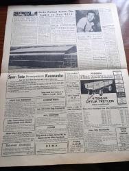 Zafer Gazetesi - 29 Nisan 1960 - İstanbul Ve Ankara'da Örfi İdare İlan Edildi - İstanbul Kumandanı Orgeneral Fahri Özdilek - Ankara Kumandanı Namık Argüç - Pakistan Reisicumhuru Eyüp Han Dün Romaya Gitti -  Mersin'de İnşa Edilecek 200 Yataklı Hastanenin Temeli Dün Merasimle Atıldı - Güney Kore Olayları - Karanlıktaki Kadın Yazan Frank Slangher Yazı Dizisi - Anthony Eden'in Siyasi Hatıraları Yazı Dizisi - General De Gaulle'un Amerika Ziyareti - İtalya'da Hükümet Buhranı Yeni Safhada - Arap Limanları Kanada Gemilerine Kapanıyor - Tek Kurşunla Vurulanlar Yazı Dizisi - Ordu Futbol Takımı Dün Tesbit Ve İlan Edildi - İtalya'da Bulunan Atletlerimizin Kampı - Fenerbahçe Kalecisi Özcan Arkoç Askere Gitti - Faik Gökay'ın Beyanatı - Altın Kupa İçin Futbol Maçları - Dün Yapılan At Yarışları - Kapalı Spor Salonunun İnşaatı Fotoğraf - Federal Türk Kamyonları