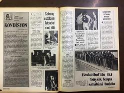 HAYAT SPOR DERGİSİ - 22 EKİM 1975 - SAYI: 43 - CİLT: 4 - VEFA SPOR 1975 TAKIM KADROSU POSTERİ - TEKİRDAĞSPOR 1975 TAKIM KADROSU POSTERİ - GALATASARAY - ESKİŞEHİRSPOR - KAYAHAN TÜRKÇÜ - TRT ve SPOR - İBRAHİM İŞSEVENLER - OKAN YÜKSEL, İZMİR MEKTUBU - ADANA MEKTUBU, ALİ HOŞFİKİRER - ZONGULDAK MEKTUBU, GÖNÜL ALIŞIR - BURSA MEKTUBU, İBRAHİM İŞSEVENLER - PERMA-SHARP REKLAMI - DİDİ ve FENERBAHÇE - TEKİN ONAY, BEŞİKTAŞ, DÜŞVAR İYİİŞ - BÜLENT ÖZYAZICI - OLAYLI ESKİŞEHİRSPOR FENERBAHÇE MAÇI, ESKİŞEHİRSPORLU TARAFTARLRIN BAŞINI TAŞLA YARDIKLARI FENERBAHÇE KAPTANI YILMAZ - BÜLENT ÖZYAZICI - MECİT AVCI - OKAN YÜKSEL - FATİH TERİM - İSKENDERUNSPOR - AKAY EREN - CAHİT SAĞLIK - FAHRİ İKİLER - İRFAN RUSÇUKLU - KEMAL ÖZUĞUR - LİDER KOCAALİSPOR - METİN TÜRKMENOĞLU - AHMET ÇUHACI - LÜTFÜ DAĞDAŞ - SABRİ HOCA - YALÇIN ÇINAR - SADETTİN UÇKUNOĞLU - MEHMET EMİN POLAT - ERHAN ÜNAL - TURGAY RENKLİKURT - ARKA KAPAK, TEKİRDAĞSPOR POSTERİ - POSTERLİ 32 SAYFA TAM TAKIM SPOR DERGİSİ