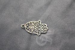 FATMA ANA ELİ  KOLYE UCU   %100 ORJİNAL GÜMÜŞ  DETAYLAR RESIMLERDE (DELİKLİ RAF YUVARLAK KUTU