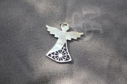 MELEK KOLYE UCU   %100 ORJİNAL GÜMÜŞ  DETAYLAR RESIMLERDE (DELİKLİ RAF YUVARLAK KUTU