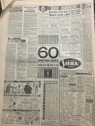 YENİ SABAH GAZETESİ 8 ARALIK 1961 YIL :24 SAYI :8168--Kabine-kumandanlar toplandı --AP 10-15 Mebusu İhraç Kararında --CHP Grubu memur zammını görüşecek --60.gününde Ayla olayı meclise aksetti --Madanoğlu ve Başgil in istifaları mesele oldu --Siirt de on beş haydut bir karakolu bastı --Denize uçan taksiden iki ceset çıkarıldı --Radyoda telif hakları :Siyavuşgil --Belediye Fen İşleri Müdürü Takdir Edildi---Radyo Programları ---Trabzonlular Teknik Üniversite İstiyorlar ---Tiyatro :Yazmalı mı ?---Galatasaray ve Beşiktaş Pazarı Bekliyor ---10 kulüp ittifakı tehlikeye girdi --Fenerbahçeli oyuncular 500 er lira prim alıyor ---Basketbolcular dün kampa girdi ---Floransa da günün adamı :Can --2 Demokrat Parti birden kuruluverdi --Safkan bir Demogoji örneği ---Genel Kurmay da Nato için izahat verildi --Dinar da üç ev 2 dükkan yandı --