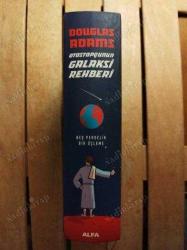 Otostopçunun Galaksi Rehberi - 5 Kitap Bir Arada - Ciltli Yeni Baskı