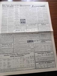 Havadis Gazetesi - 14 Aralık 1960 - Topkapı Davasında Dün 14 Şahit Dinlendi - Bir Avukat Şahit Zeki Şahin'in 12 Şerir Adamı İle İsmet İnönü'yü Öldürmek İstediklerini İddia Etti - Öncü Ve Yenigün Gazeteleri Kapatıldı - Cezayirde Son 48 Saatte Bin Kişi Öldürülmüş - Üniversiteliler Ankara'da Cezayir İçin Yürüyüş Yaptılar - Edebiyat Fakültesine 500 Öğrenci Daha Alınacak - Amerika NATO'ya Polaris Veriyor - Temel Reis Çizen Ralph Stein - Deliler Gülüyor Yazan Süleyman Tekil Yazı Dizisi - Özel Çocuk Kreşleri Yazan Doktor Aziz Yergök Köşe Yazısı - Affetmeyen Kadın Yazan Jean P. Mouerau Yazı Dizisi - İstanbul Ankara Radyosu Programı - İstanbul Belediyesi Şehir Tiyatrosu Programı - Gazetelerden Başlıklar - Barbara Davası Karara Kaldı - Can Bartu Bu Hafta Oynamayacak - Fenerbahçe Ve Galatasaray Dün Antrenman Yaptı - Antrenör Rebi Erkal Kasımpaşa'dan Ayrıldı - İstanbul Boks Şampiyonası Bugün Yapılıyor - Basketbol Lig Karşılaşmalarına Ara Verildi