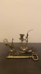 PİRİNÇ SÜRMEDANLIK ANAHTAR ŞAMDAN VE MUM MAKASI