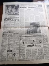 Havadis Gazetesi - 19 Aralık 1960 - Kurucu Meclis Azalarının Seçim Faaliyeti Hızlandı - 7 Ocakta Siyasi Faaliyete Müsaade Edilmesi Muhtemel - Mevlana Haftası Sona Erdi - Açıkta Kalan 700 Talebe Üniversiteye Alınıyor - Yanmakta Olan Yugoslav Tankerine Dün Çıkıldı - Boğaz Köprüsü İnşaatından Vazgeçildi - Cezayirde Yerliler Milliyetçilere Bağlı - Başgil'in Yeni Kitabı Yazan Gökhan Evliyaoğlu Köşe Yazısı - Temel Reis Çizen Ralph Stein - Deliler Gülüyor Yazan Süleyman Tekil Yazı Dizisi - İstanbul Edirnekapıda Marangozlar Sitesi İnşaatı Yarıda Kaldı - Londra'ya Milyonlar Veren Yer Çıplak Kadınlar Sokağı - Bu Ceset Kimin Yazan W. J. Yazı Dizisi - Affetmeyen Kadın Yazan Jean P. Moerau Yazı Dizisi - Galatasaray Fenerbahçe'yi Ezdi 5 0 - Metin Oktay Şahane Dört Golü İle Fenerbahçe Müdafaasını Çökertti - Ankaragücü 3 Altay 0 - Spor Toto Neticeleri - Galatasaray Fenerbahçe Maçından Fotoğraflar - Beykoz İstanbulspor'la 2 2 Berabere Kaldı