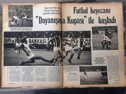 HAYAT SPOR DERGİSİ - 31 TEMMUZ 1974 - SAYI: 22 - FENERBAHÇE 1974 TAKIM KADROSU POSTERİ - KAMURAN YAVUZ POSTERİ - ADNAN SUVARİ POSTERİ - YENER ÇOKYAŞAR POSTERİ - KEMAL BATMAZ POSTERİ - DAYANIŞMA KUPASINI KAZANAN FENERBAHÇE - CEMİL TURAN - TÜMGENERAL REFİK IŞITMAN - BEŞİKTAŞ - NECDET NİŞ - SABRİ HOCA - KUBİLAY GASPIRALI - AYHAN KIYAK - SAKARYASPOR - TUNCER CEBECİ - ZİYA ŞENGÜL - SERKAN ACAR - TARIK YAMAÇ - DR. TARIK ÖZERENGİN - EDDY MERCKX 9 MİLYON KAZANDI - ZAGALLO - ERDOĞAN GÜRHAN - DR. ERTUĞRUL AKINCI - BURHAN FELEK - ÖMER KARADAĞ - CEM ATABEYOĞLU - ALAETTİN METİN - BEHİÇ KILIÇ ARKA KAPAK, GALATASARAY, METİN KURT POSTERİ - POSTERLİ 32 SAYFA TAM TAKIM SPOR DERGİSİ